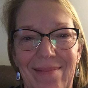 Meet your Posher, Janet